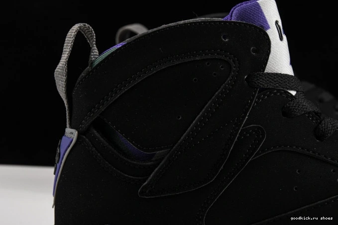 304775-053 Bucks Jordan 7 Retro Allen Ray Air 0714